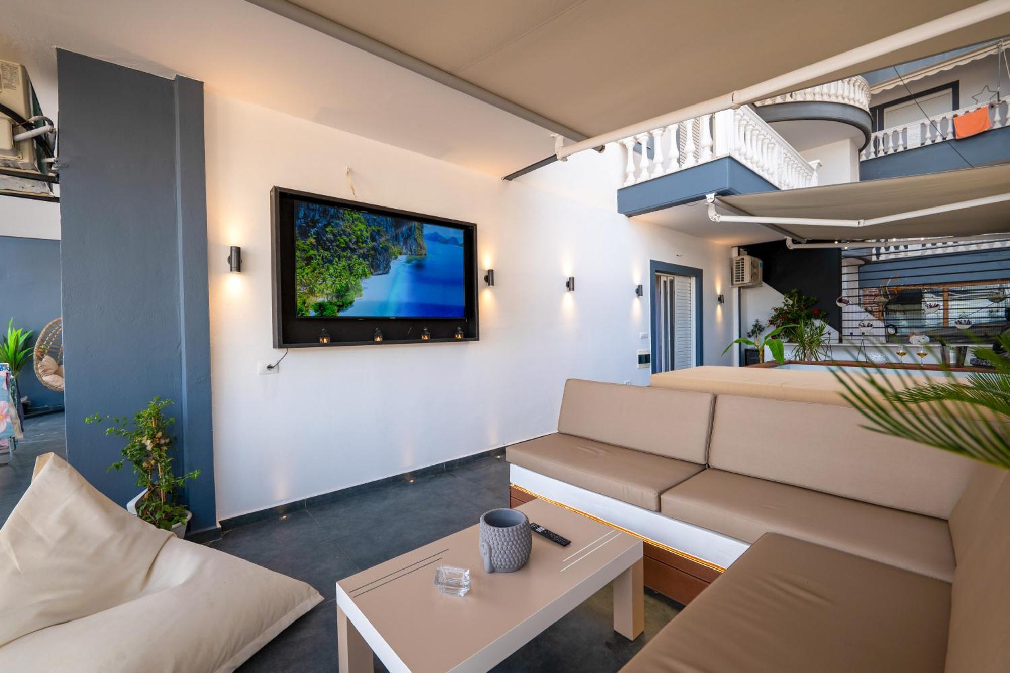 Mato Luxury Apartments Sarande Exterior photo