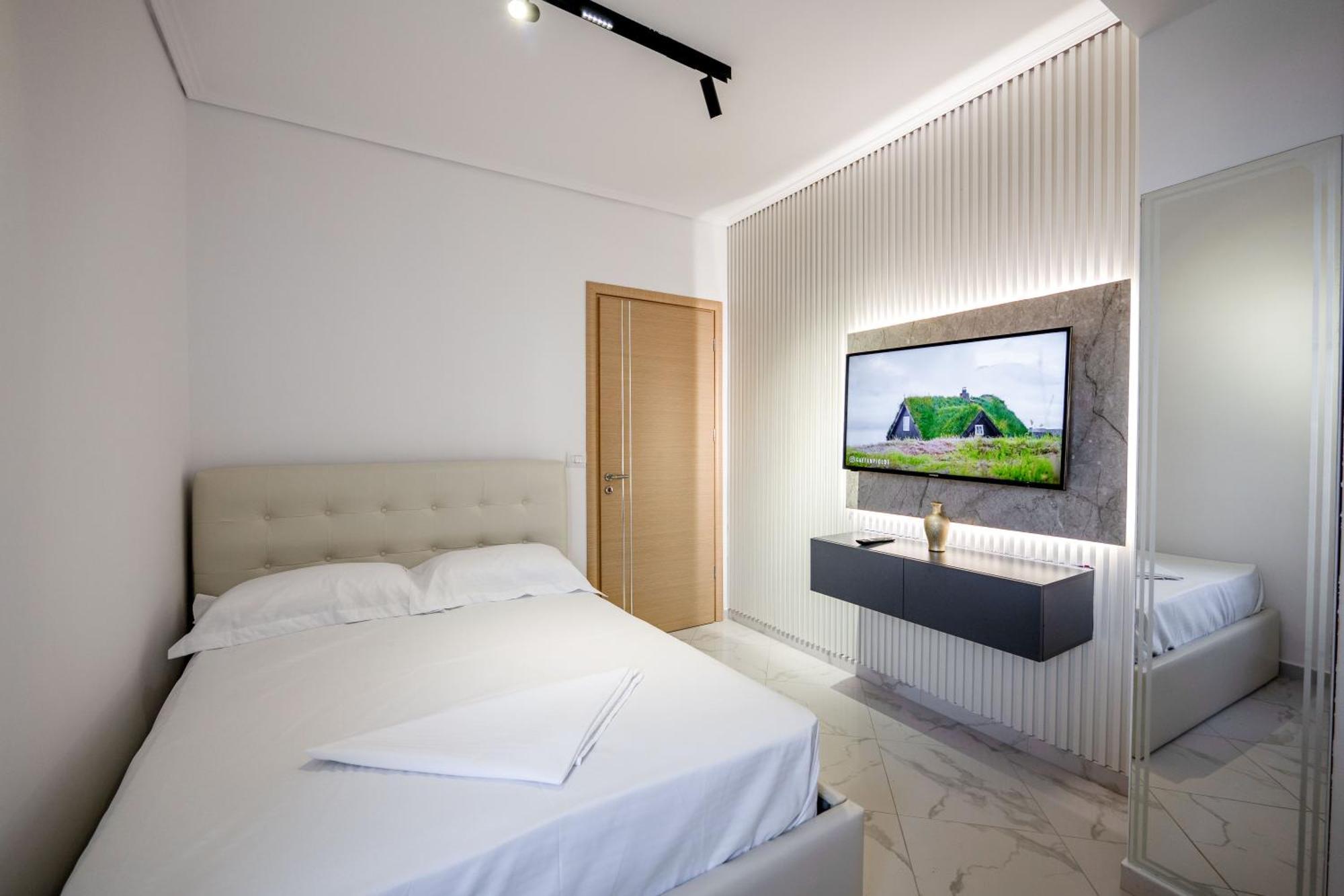 Mato Luxury Apartments Sarande Exterior photo